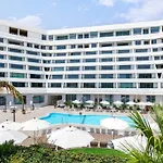 Family Apartment Next To The Sea - By Edom