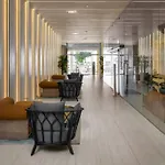 Family Apartment Next To The Sea - By Edom